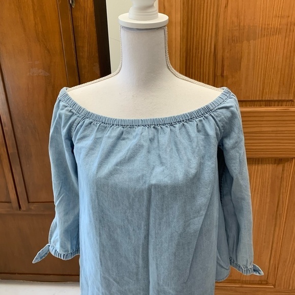 COPY - Vineyard Vines martinque off shoulder top summerevening chambray size0 - Picture 2 of 6